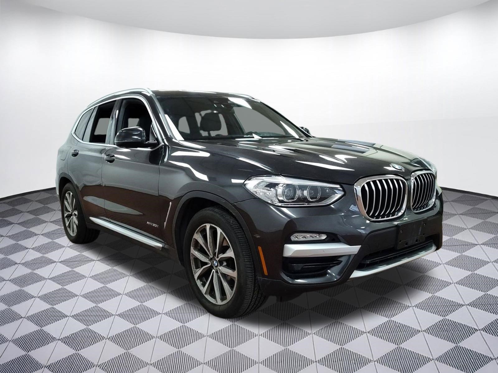 Used 2018 BMW X3 xDrive30i image 6