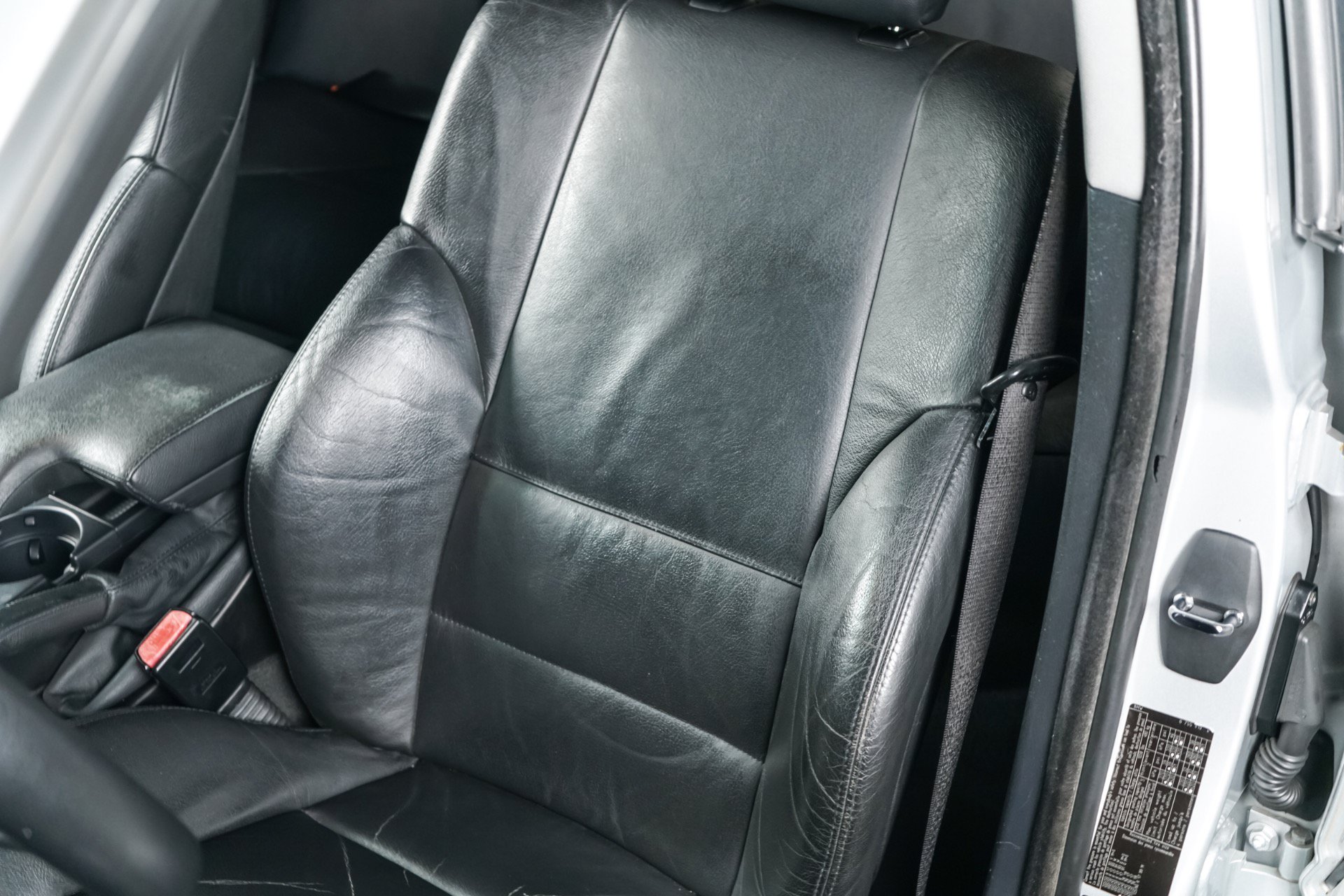 Used 2004 BMW 330i Sedan RWD image 22