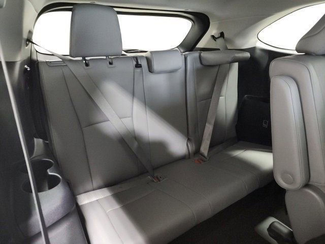 Used 2024 Toyota Highlander Platinum image 19