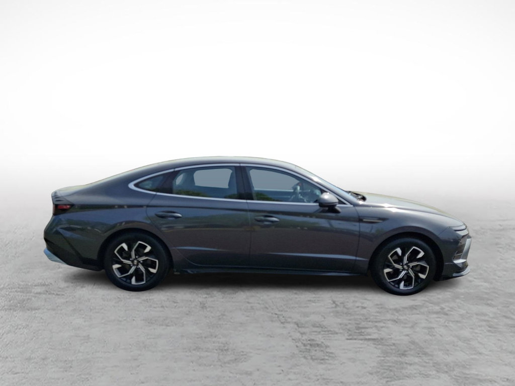 Used 2024 Hyundai Sonata SEL FWD image 6