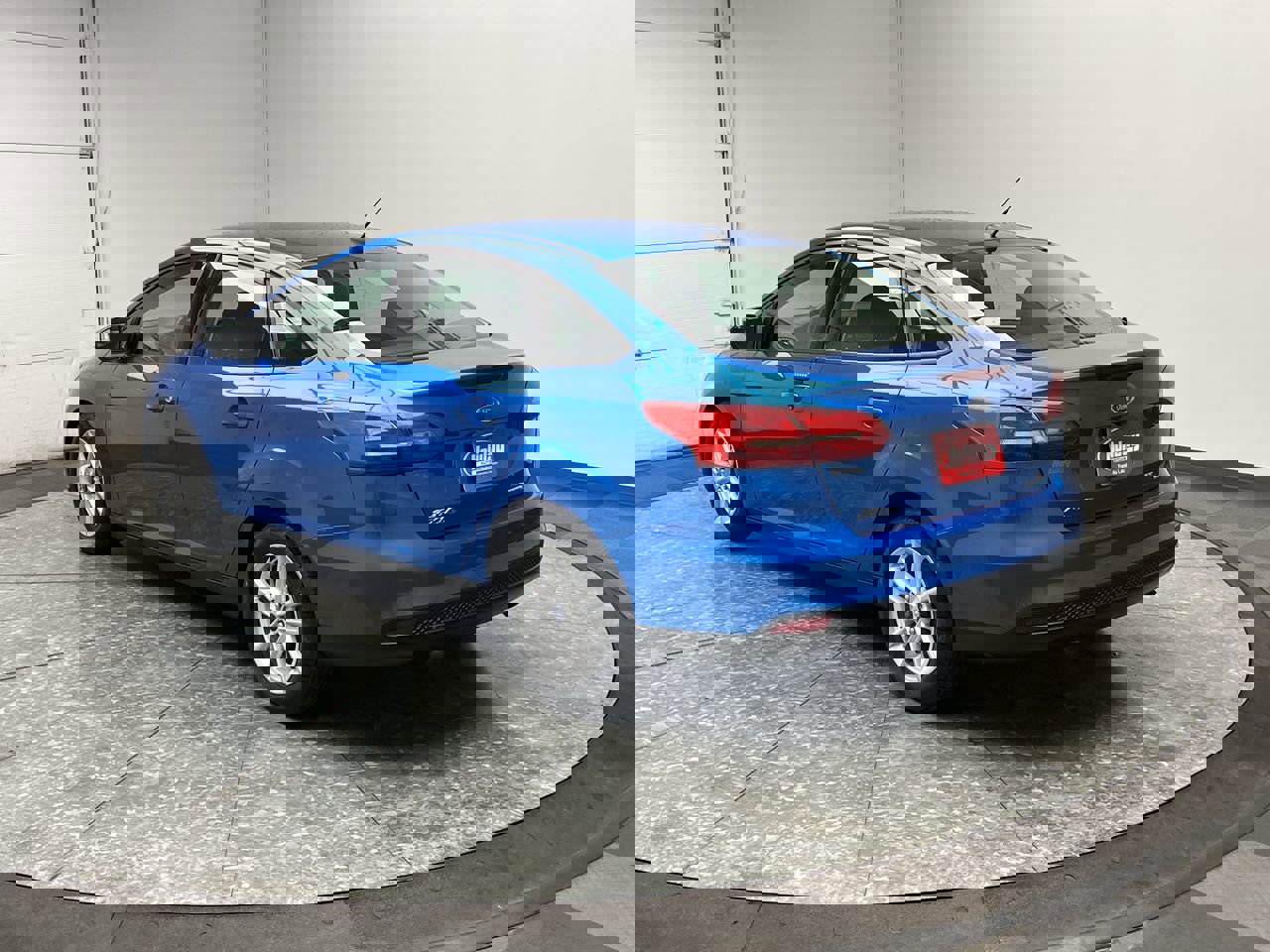 Used 2015 Ford Focus SE w/ SE Cold Weather Package video 2