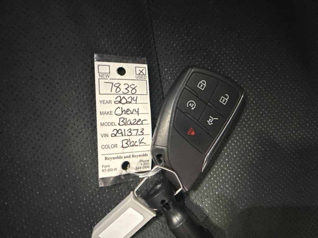 Used 2024 Chevrolet Blazer EV RS RWD image 28