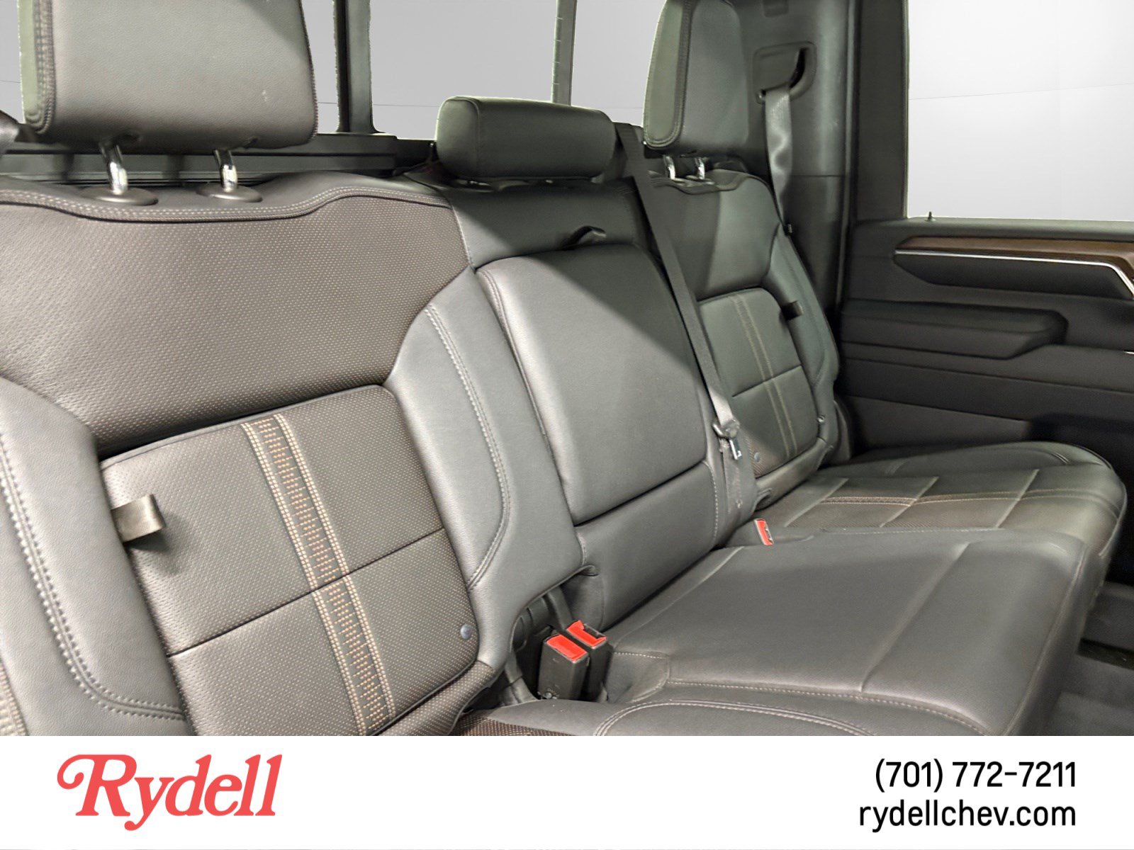 Used 2024 Chevrolet Silverado 3500 High Country w/ High Country Premium Package AWD/4WD image 17