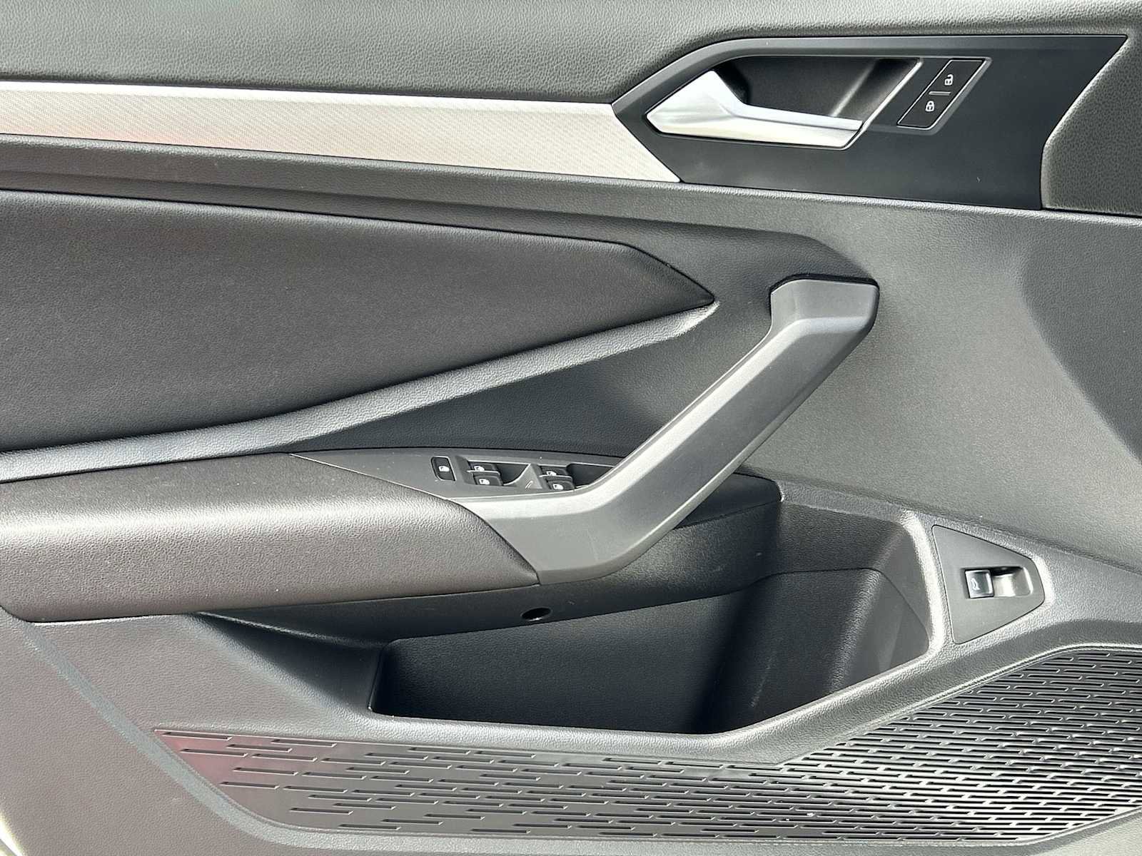 Used 2019 Volkswagen Jetta S FWD image 8