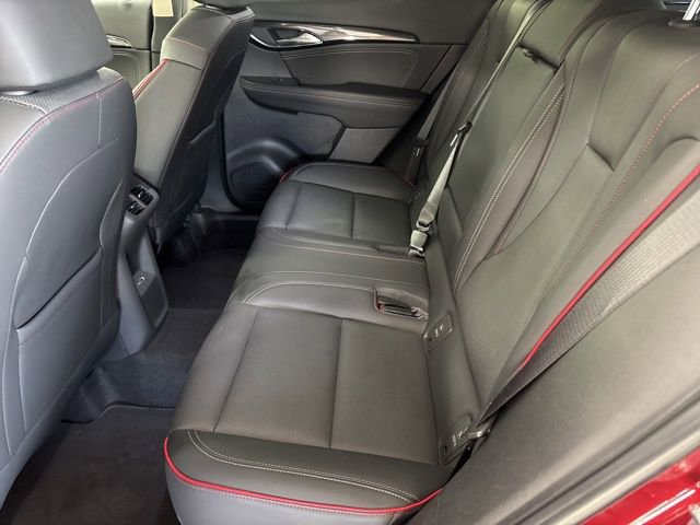 Used 2023 Buick Envision Essence w/ Sport Touring Package image 19