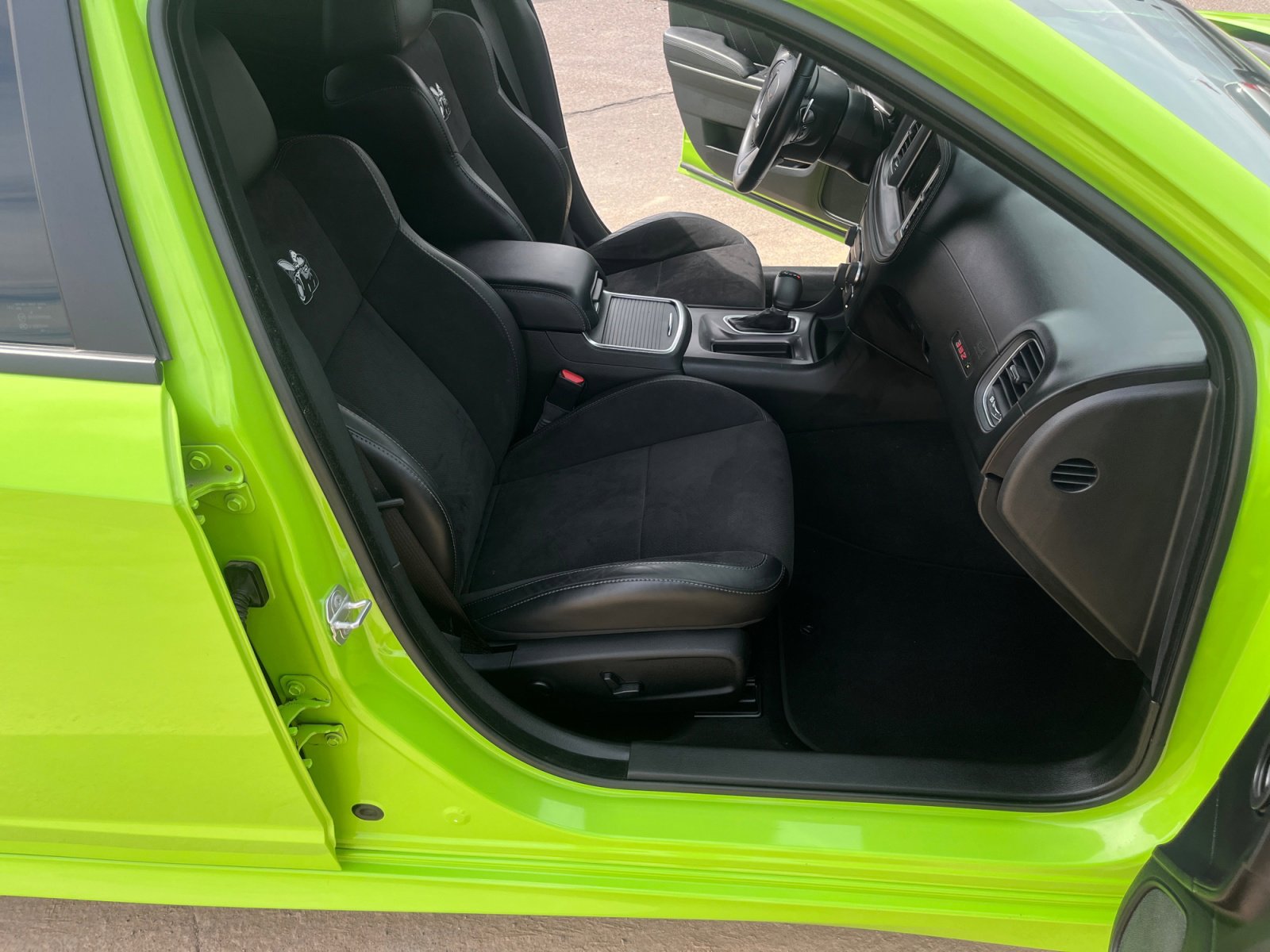 Used 2023 Dodge Charger Scat Pack w/ Plus Group image 31