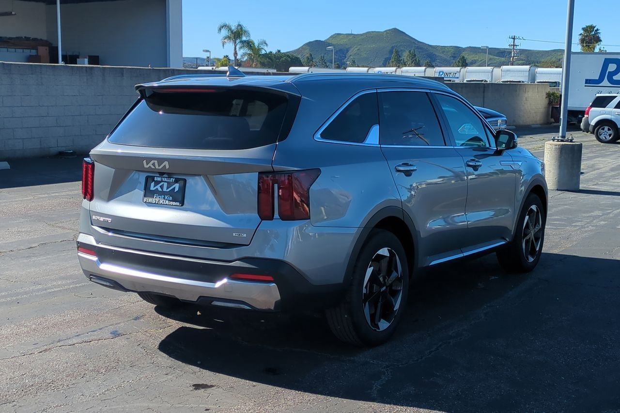 New 2026 Kia Sorento EX w/ EX Premium Package FWD image 5