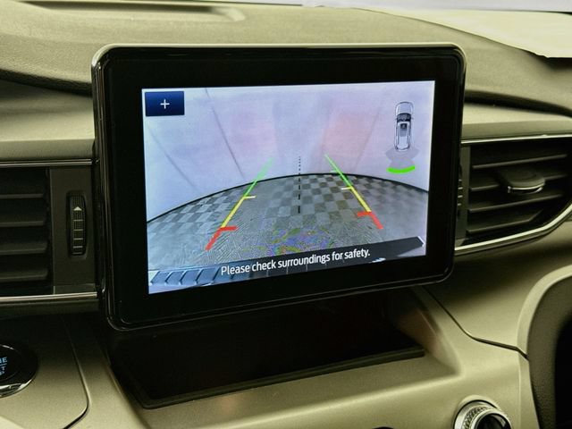 Used 2022 Ford Explorer XLT w/ Equipment Group 202A AWD/4WD image 14
