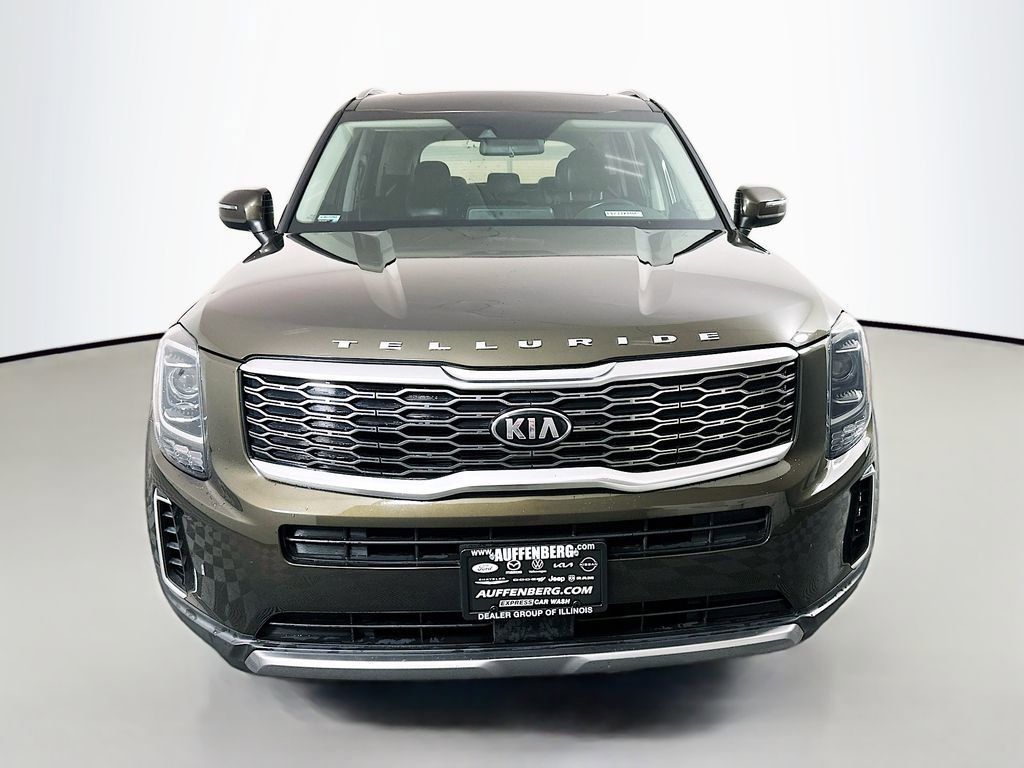 Used 2020 Kia Telluride S w/ S 8 Passenger Seating Package image 2