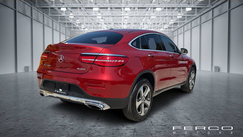 Used 2017 Mercedes-Benz GLC 300 4MATIC Coupe image 5
