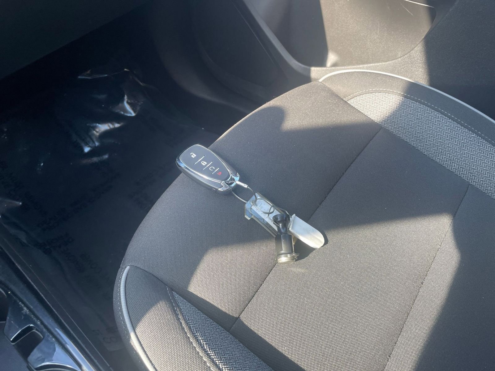 Used 2025 Chevrolet TrailBlazer LT w/ Driver Confidence Package image 21