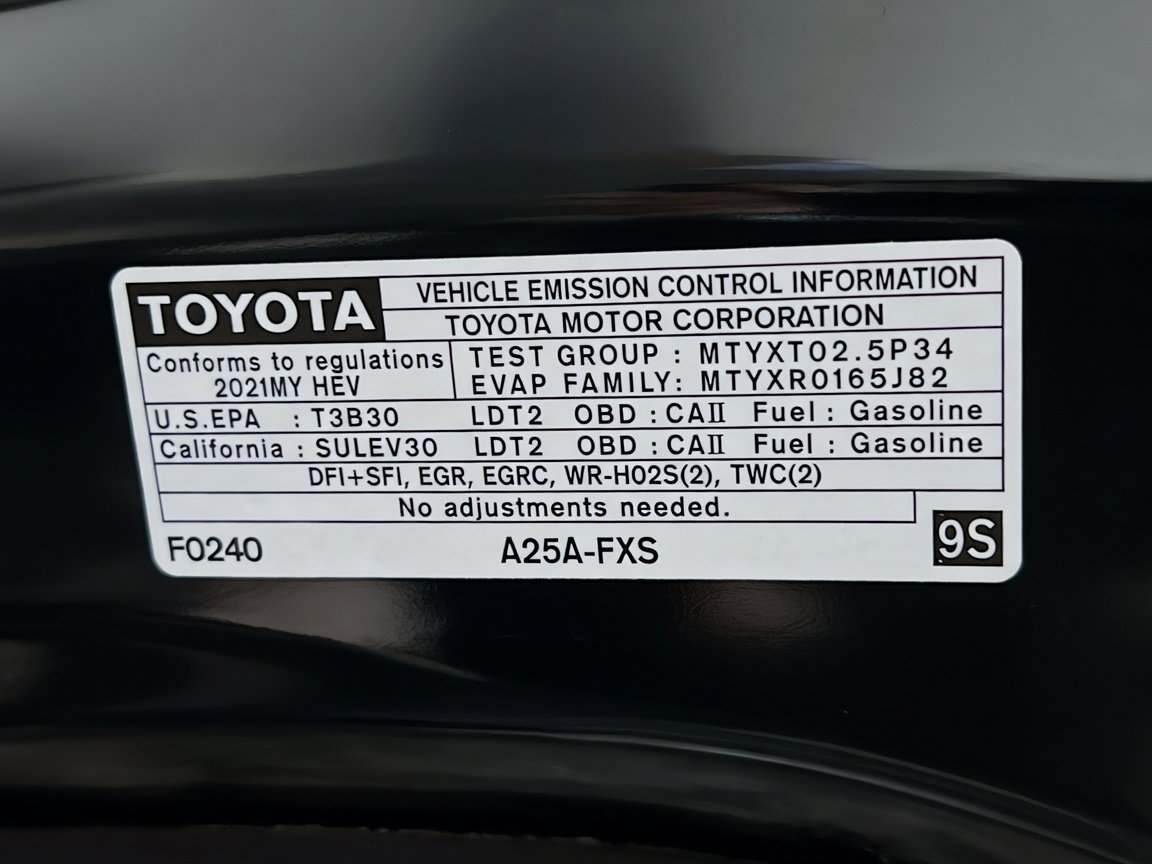 Used 2021 Toyota Highlander Platinum FWD image 24