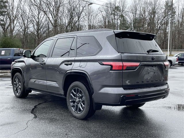 Used 2025 Toyota Sequoia Platinum image 3