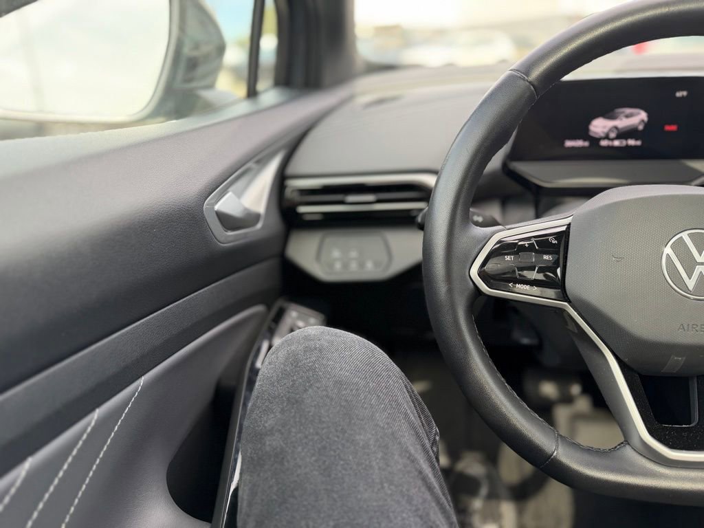 Used 2023 Volkswagen ID.4 Pro S AWD/4WD image 7