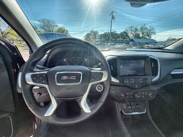 Used 2019 GMC Terrain SLT w/ Preferred Package FWD image 11