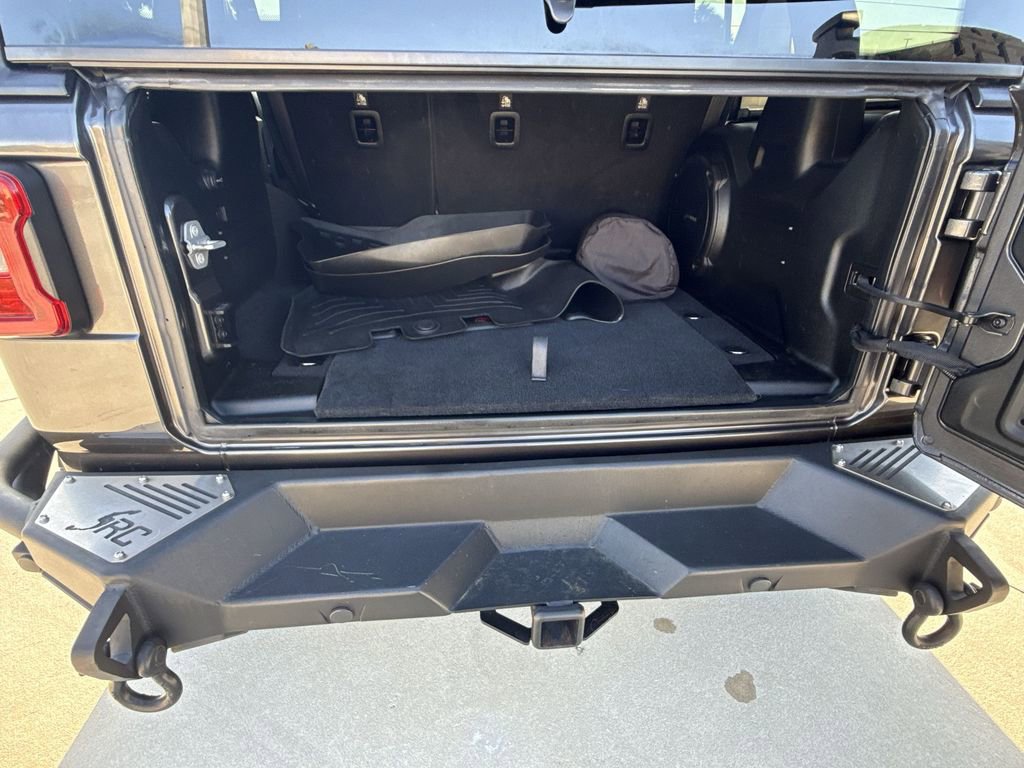 Used 2018 Jeep Wrangler Unlimited Sport S image 13