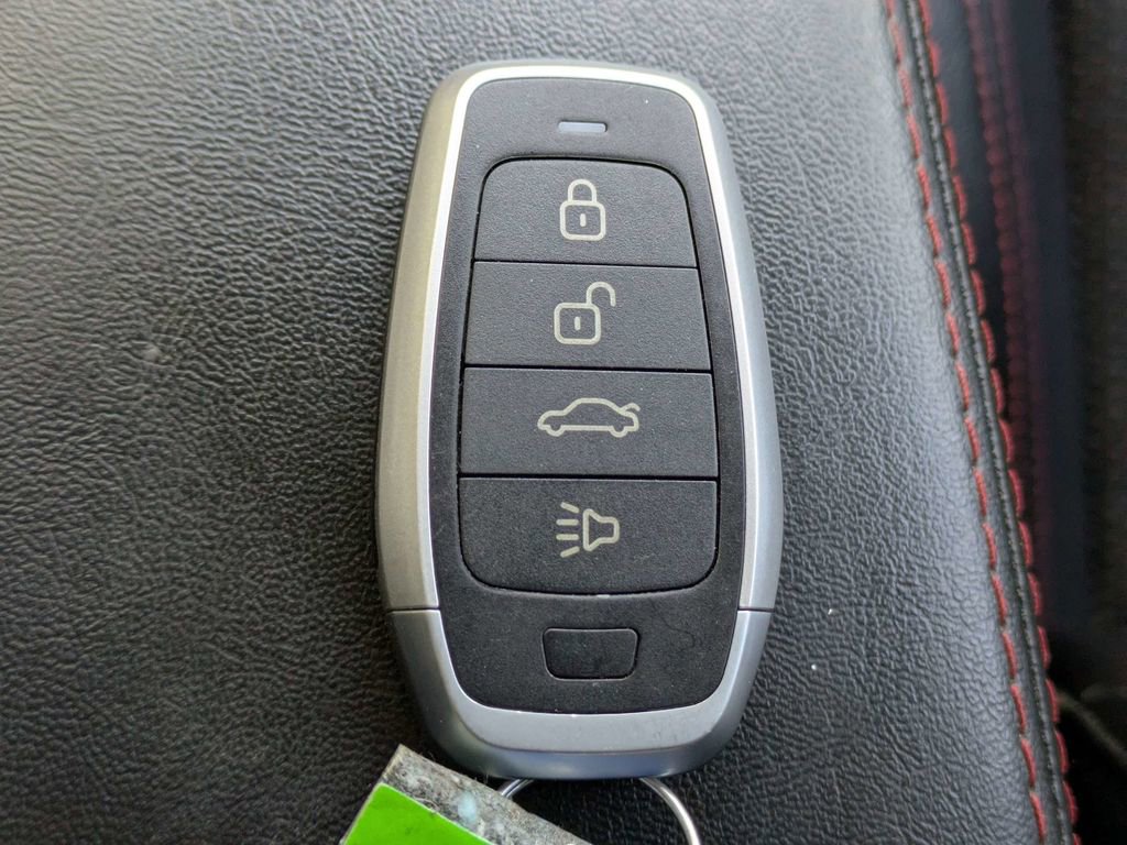 Used 2019 Jeep Compass Trailhawk image 28