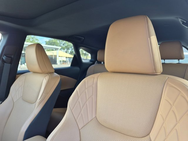 Used 2026 Lexus RX 350 Premium w/ Accessory Package (Z1) FWD image 5