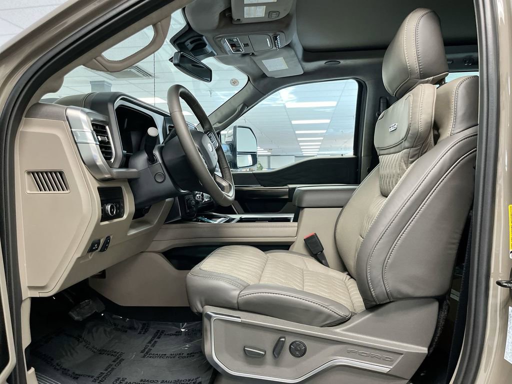 New 2026 Ford F350 4x4 Crew Cab Super Duty image 14