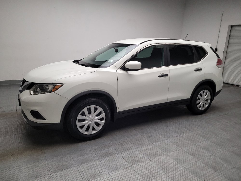 Used 2016 Nissan Rogue S w/ S Family Package FWD image 2
