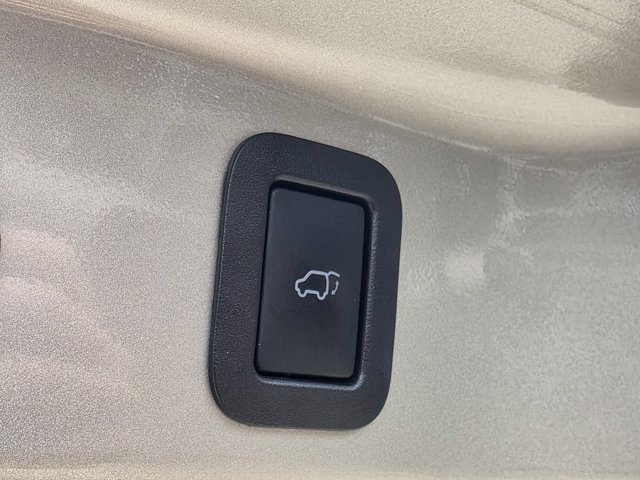 Used 2015 Toyota Highlander XLE AWD/4WD image 21