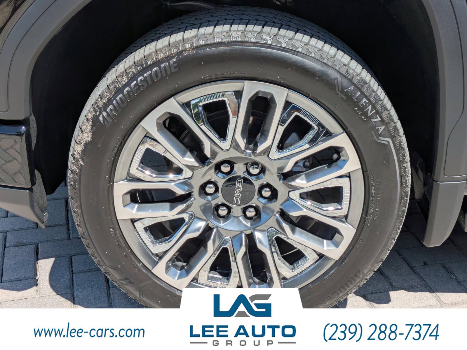 Used 2025 GMC Sierra 1500 Denali Ultimate AWD/4WD image 9