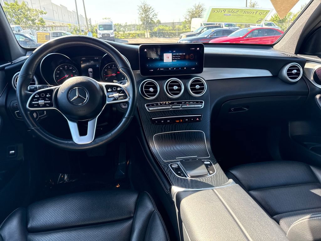 Used 2020 Mercedes-Benz GLC 300 image 5