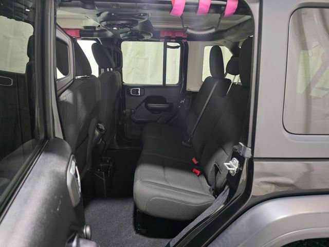 Used 2018 Jeep Wrangler Unlimited Sport image 28