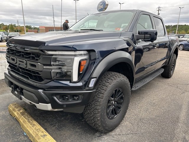 Used 2025 Ford F150 Raptor image 2