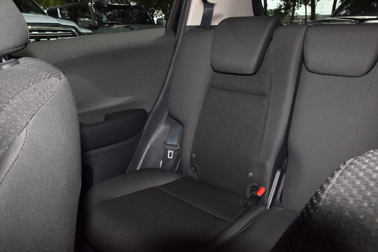 Used 2022 Honda HR-V LX image 18