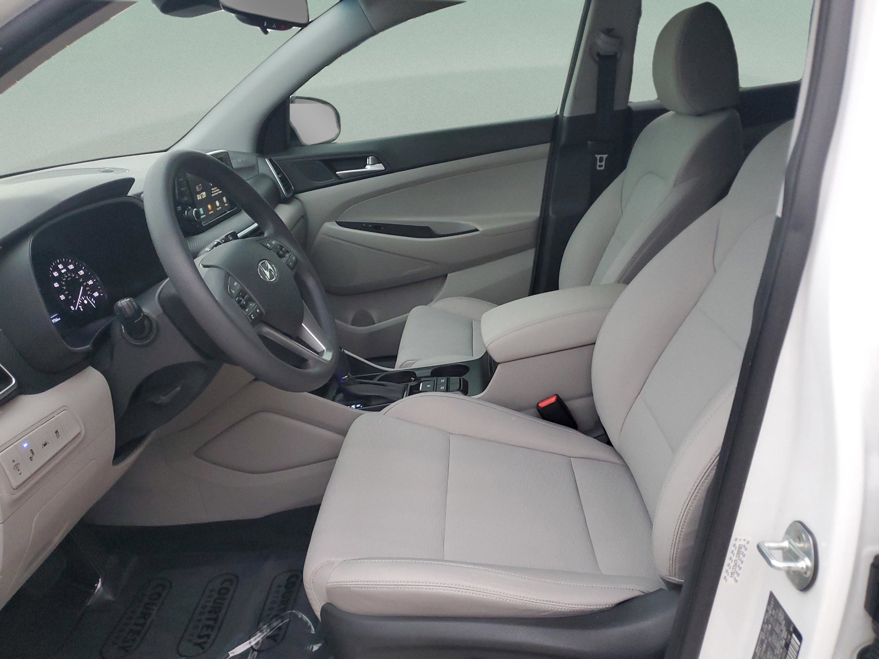 Used 2020 Hyundai Tucson Value FWD image 16