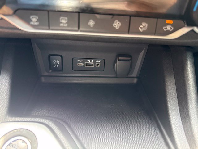 Used 2024 Nissan Sentra SV w/ All-Weather Package FWD image 27