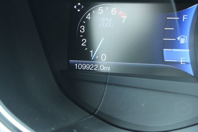 Used 2015 Ford Fusion SE FWD image 26