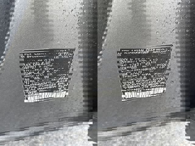 Used 2025 Volkswagen Atlas Cross Sport SEL Premium R-Line image 25