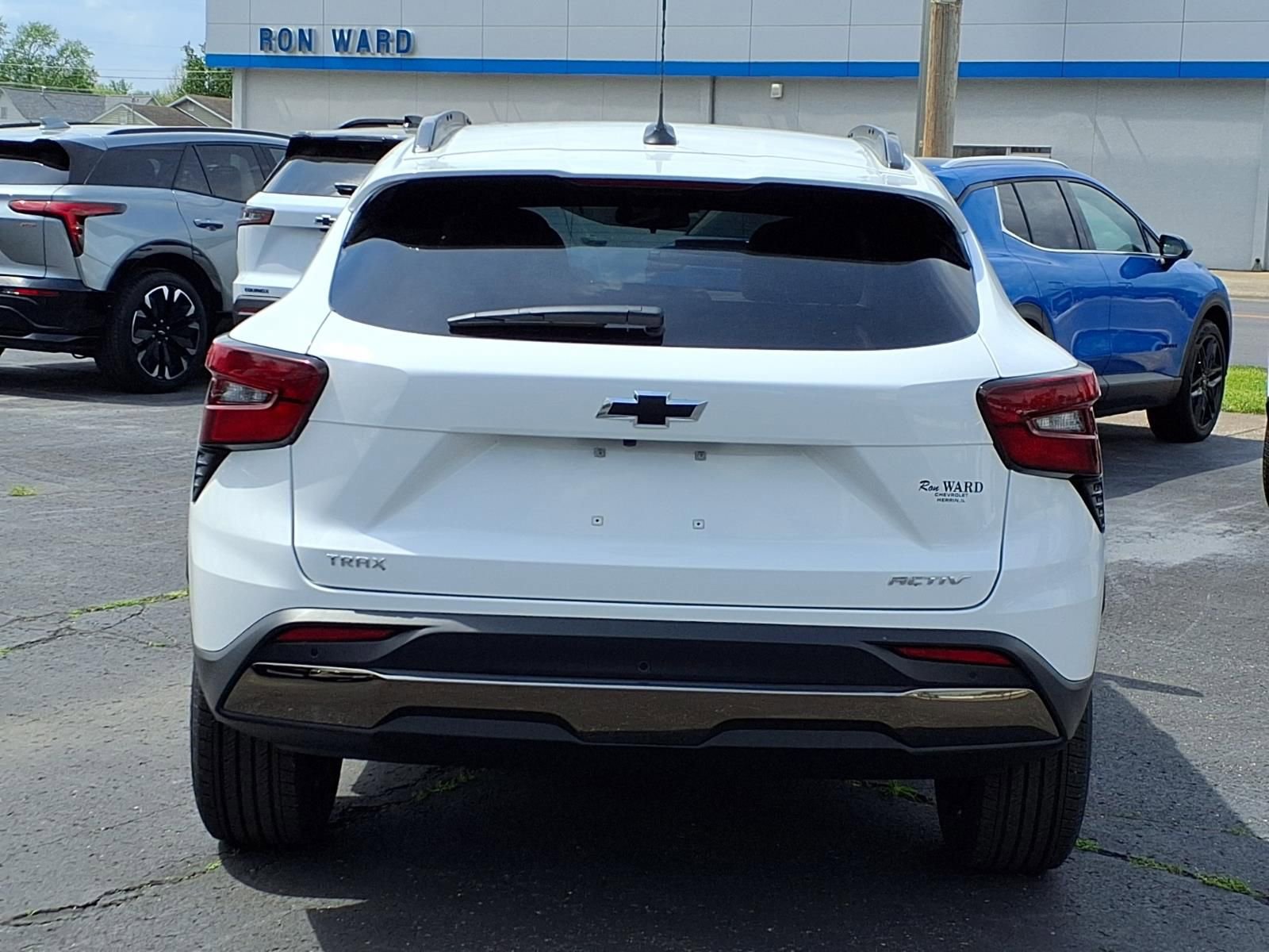 New 2026 Chevrolet Trax ACTIV FWD image 14