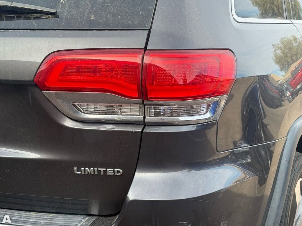 Used 2015 Jeep Grand Cherokee Limited RWD image 11