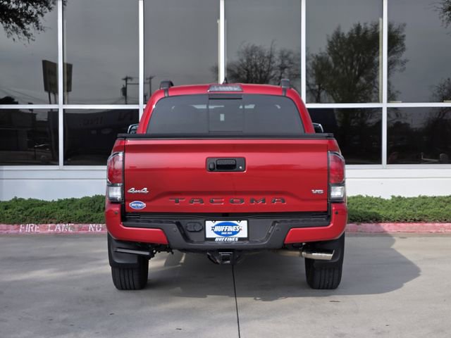 Used 2022 Toyota Tacoma Limited image 6