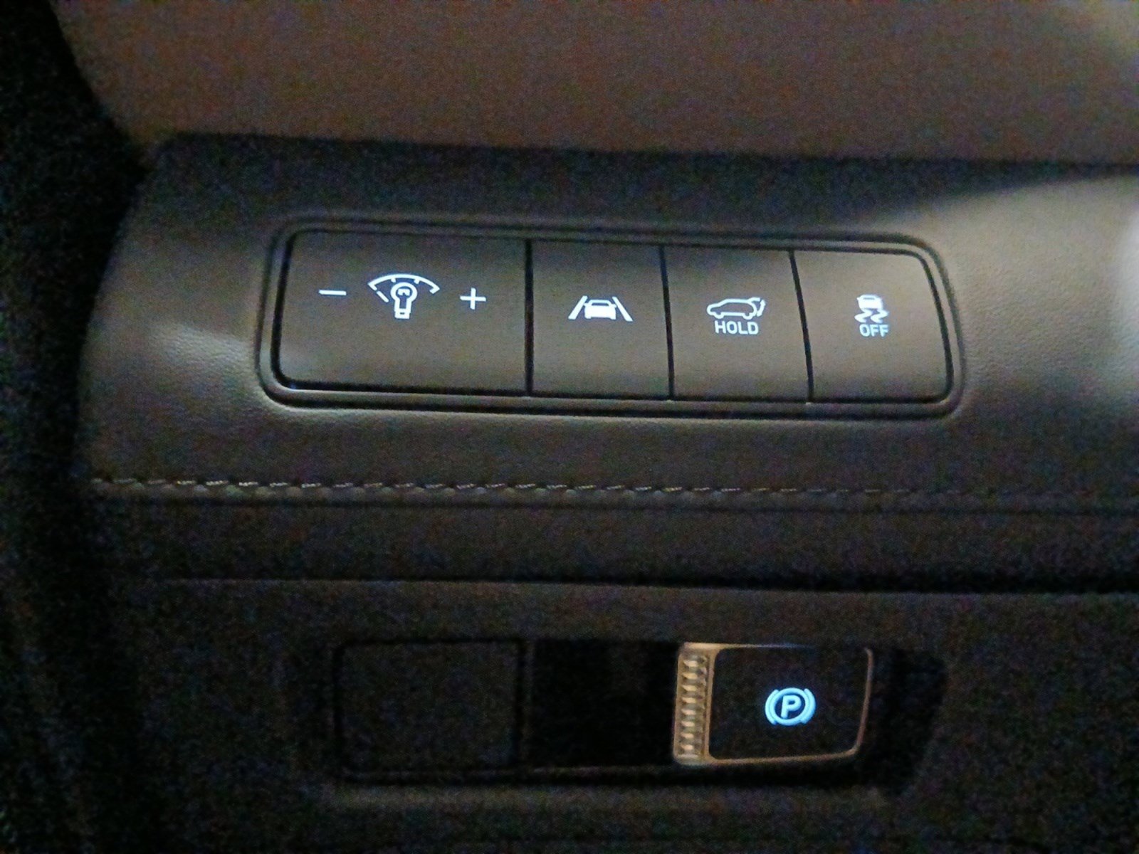 Certified 2023 Hyundai Santa Fe Limited image 21