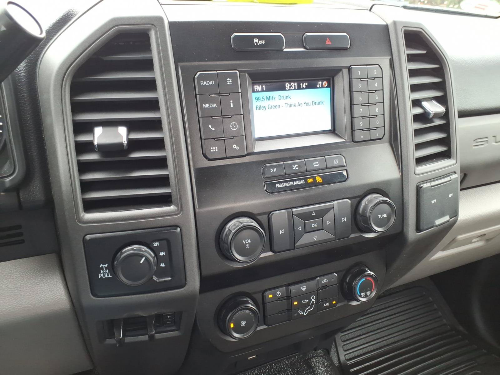 Used 2020 Ford F250 XL AWD/4WD image 17