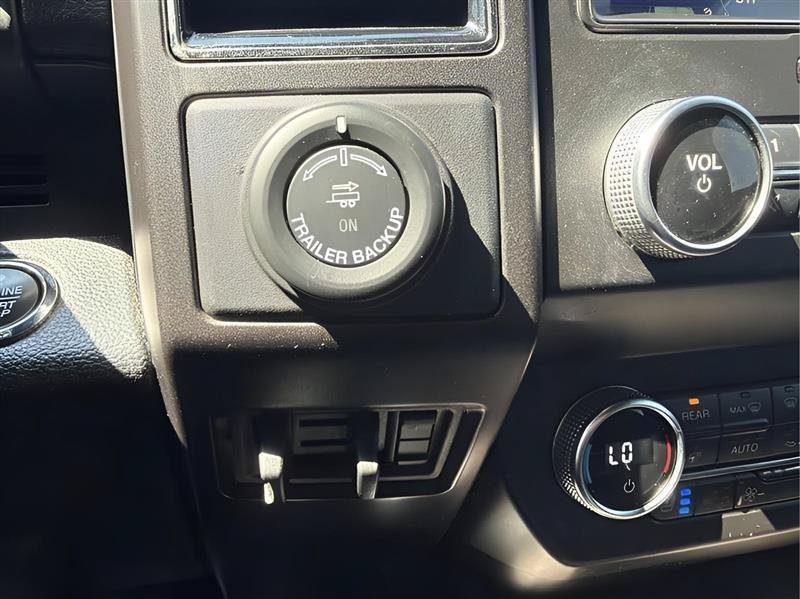 Used 2020 Ford Expedition Limited w/ Special Edition Package RWD image 50