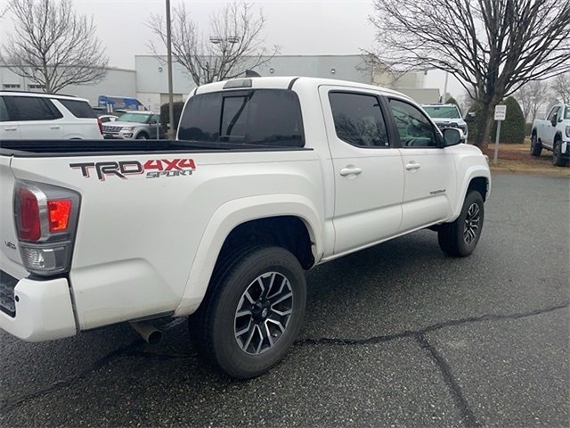 Used 2020 Toyota Tacoma SR image 3