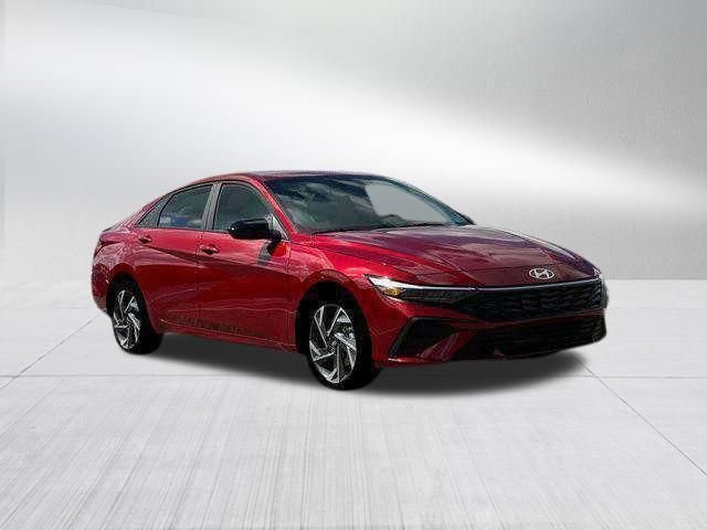 New 2025 Hyundai Elantra Sport image 20