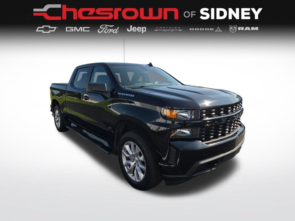 Used 2020 Chevrolet Silverado 1500 Custom w/ Custom Value Package AWD/4WD image 3