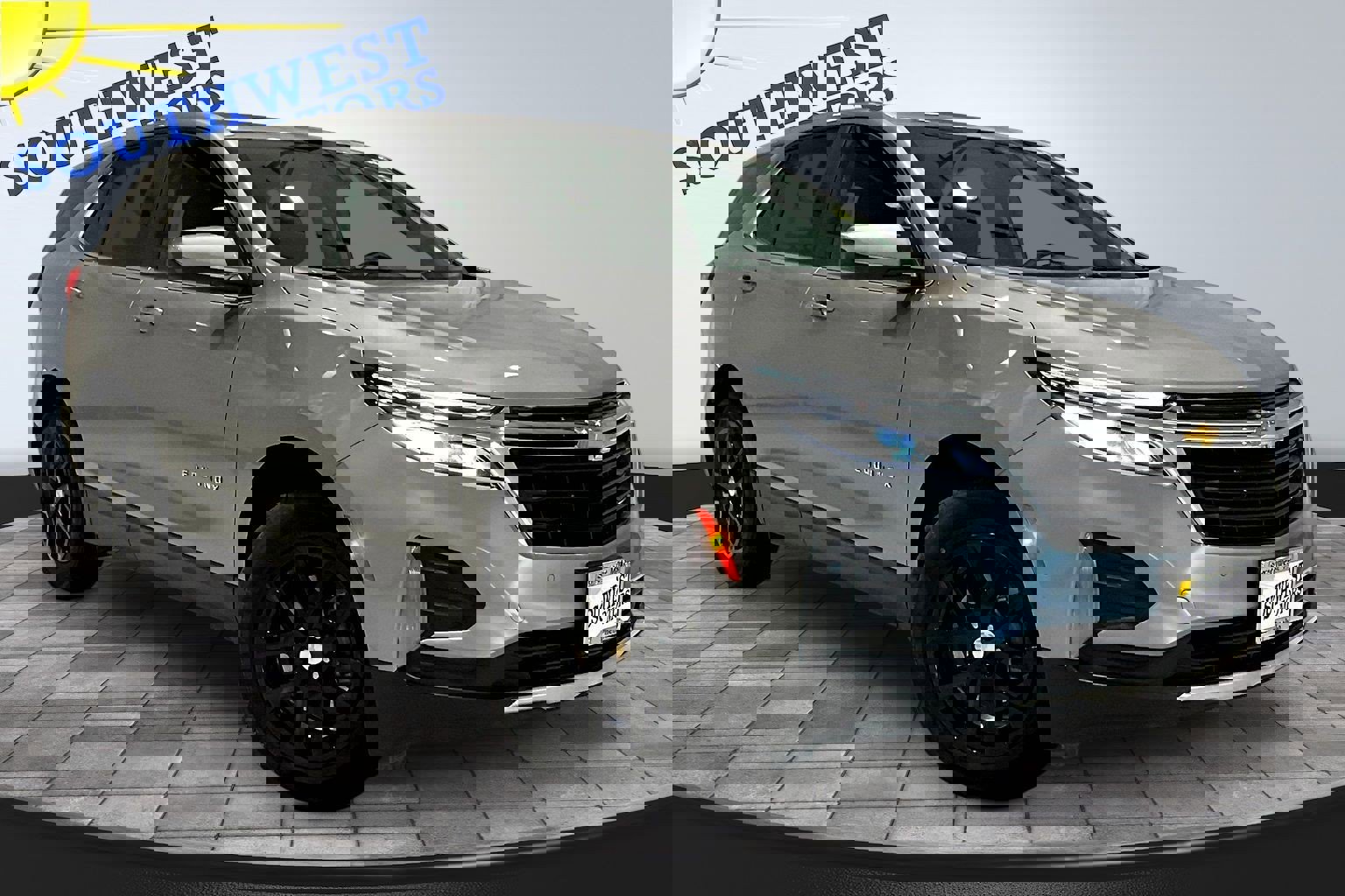 Used 2024 Chevrolet Equinox LT image 3