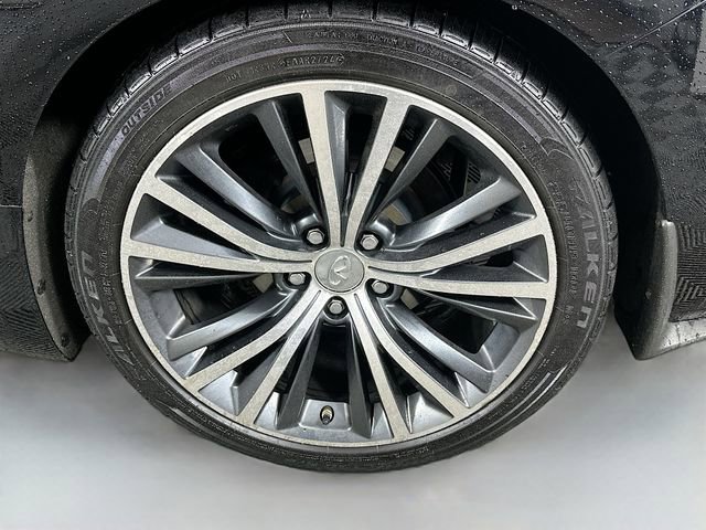 Used 2018 INFINITI Q60 3.0t Luxe w/ Sensory Package 3.0T Luxe AWD/4WD image 30