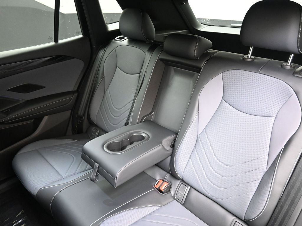 New 2026 Volkswagen Tiguan SE R-Line image 20