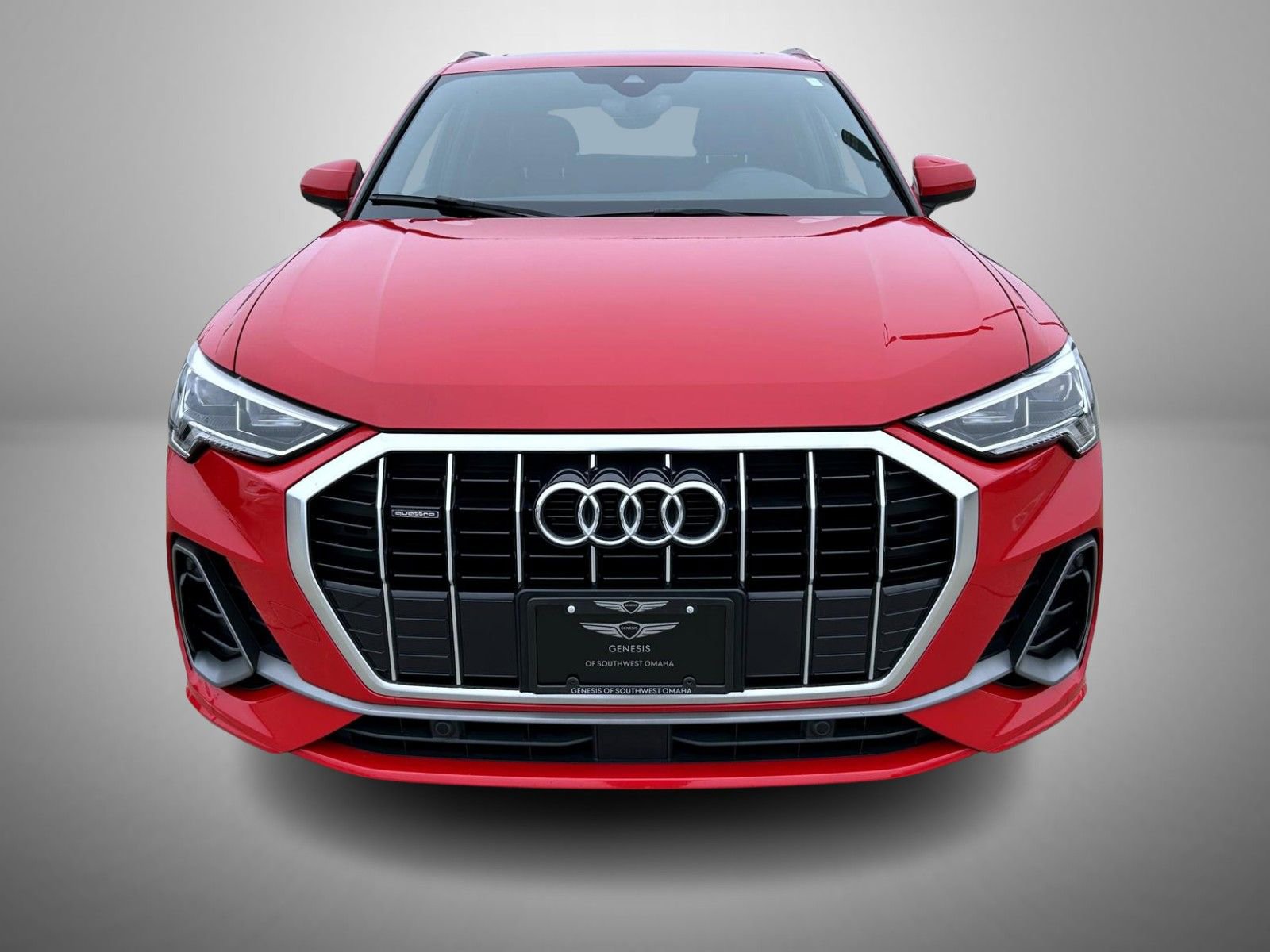 Used 2020 Audi Q3 2.0T Premium Plus w/ Premium Plus Package image 2