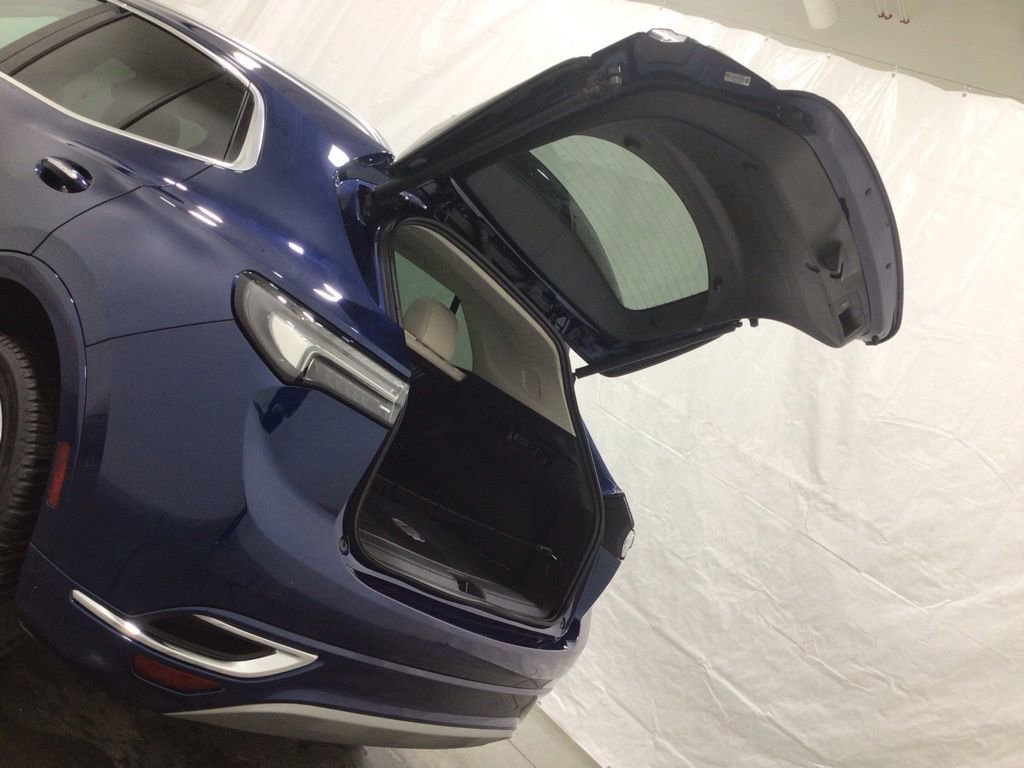 Used 2023 Buick Envision Avenir image 22