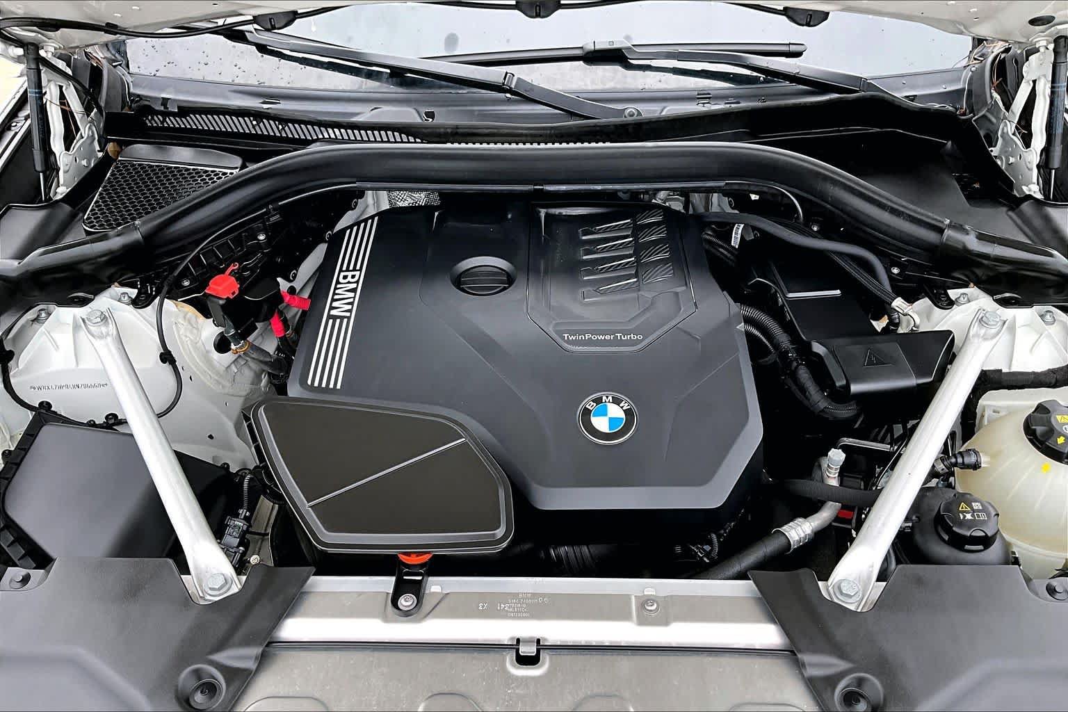 Used 2024 BMW X3 sDrive30i w/ Premium Package w/ZPA RWD image 32