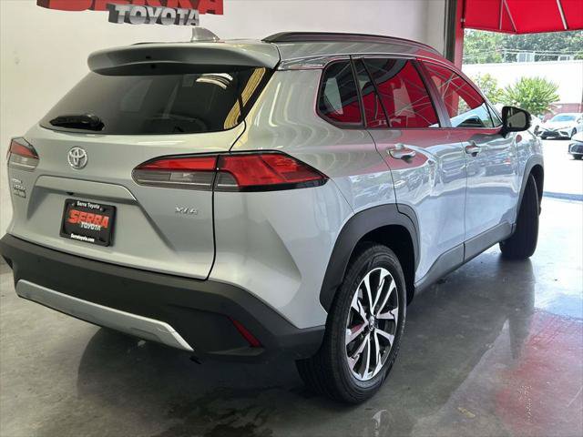 Certified 2023 Toyota Corolla Cross XLE w/ Convenience Package FWD image 3